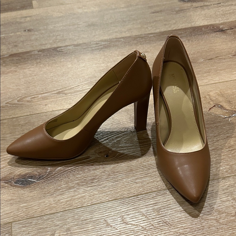 Michael Kors Tan Leather Heels